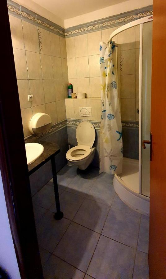 Penzion Highway Hotel Ruzomberok Eksteriør billede